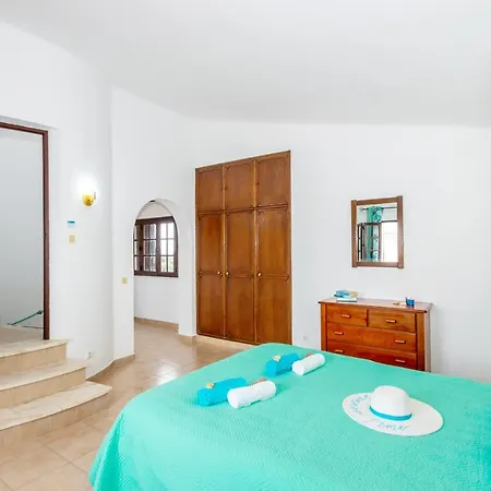 Villa Ushuaia By Algarve Vacation *
