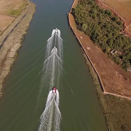 Ushuaia By Algarve Vacation * ギーア